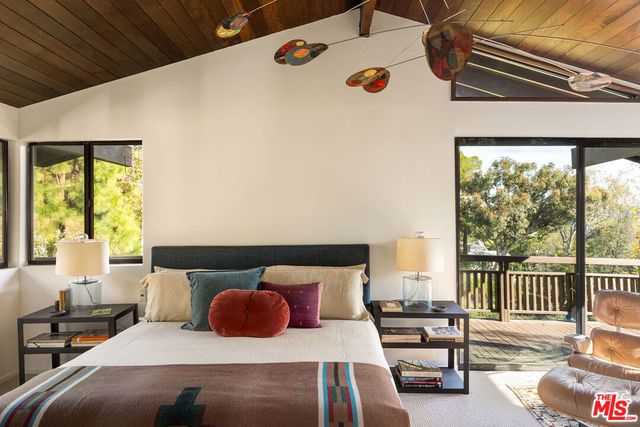 7837 Woodrow Wilson Drive, Los Angeles, CA 90046