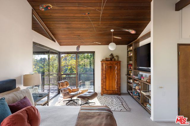 7837 Woodrow Wilson Drive, Los Angeles, CA 90046