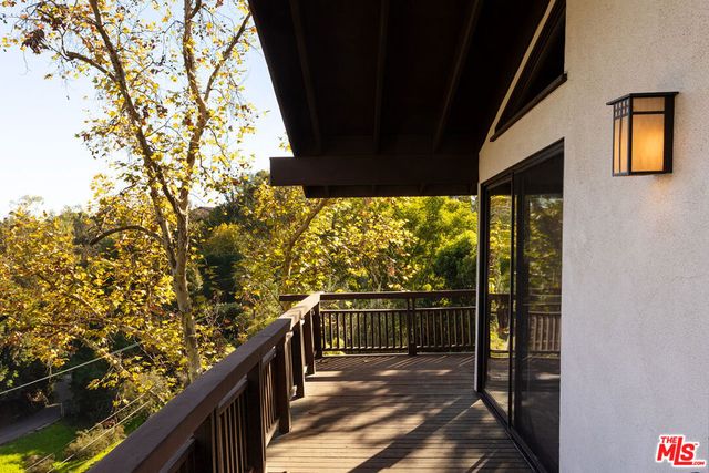 7837 Woodrow Wilson Drive, Los Angeles, CA 90046