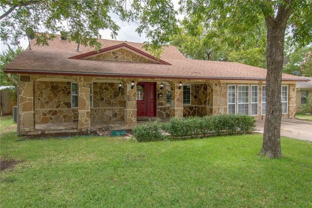2310 Ridgedale Drive, Carrollton, TX 75006