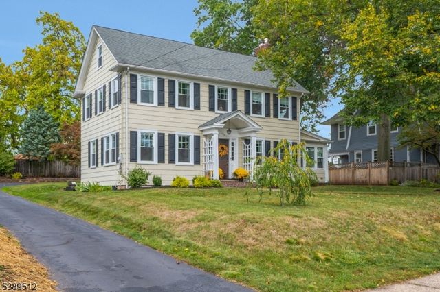 270 Altamont Pl, Somerville Boro, NJ 08876