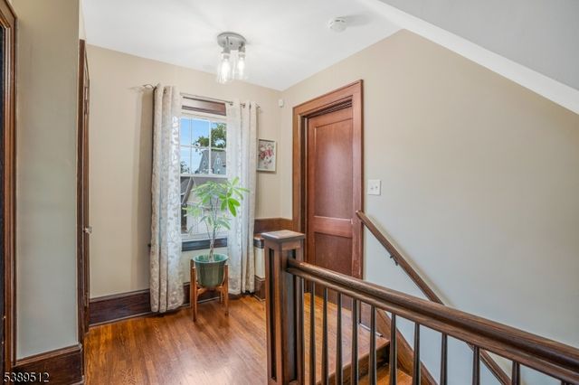 270 Altamont Pl, Somerville Boro, NJ 08876