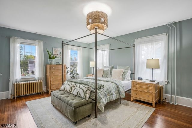 270 Altamont Pl, Somerville Boro, NJ 08876