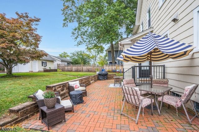 270 Altamont Pl, Somerville Boro, NJ 08876