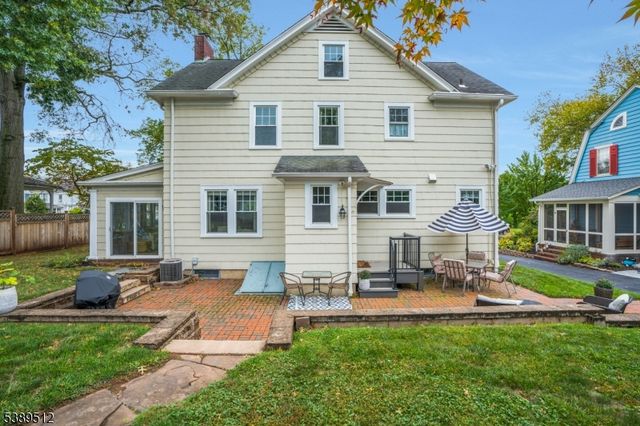 270 Altamont Pl, Somerville Boro, NJ 08876