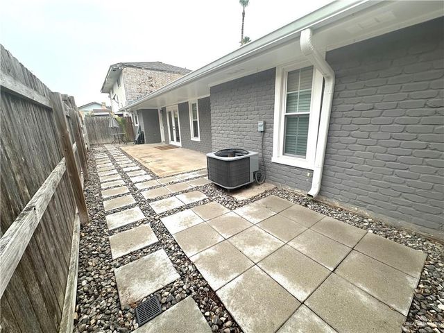 1309 Zinnia Avenue, Mcallen, TX 78504