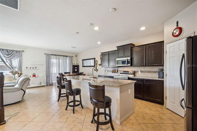 8734 HINSDALE HEIGHTS DRIVE, Polk City, FL 33868