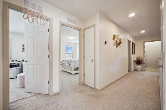 8734 HINSDALE HEIGHTS DRIVE, Polk City, FL 33868