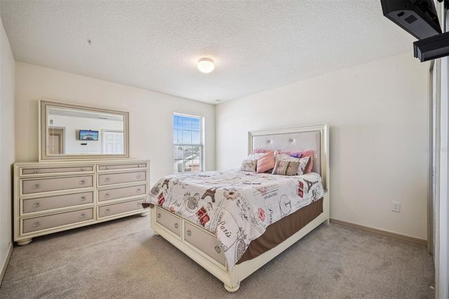 8734 HINSDALE HEIGHTS DRIVE, Polk City, FL 33868