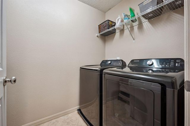 8734 HINSDALE HEIGHTS DRIVE, Polk City, FL 33868