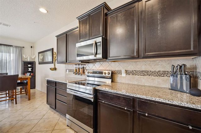 8734 HINSDALE HEIGHTS DRIVE, Polk City, FL 33868