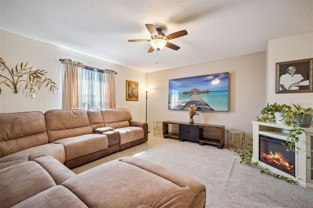 8734 HINSDALE HEIGHTS DRIVE, Polk City, FL 33868