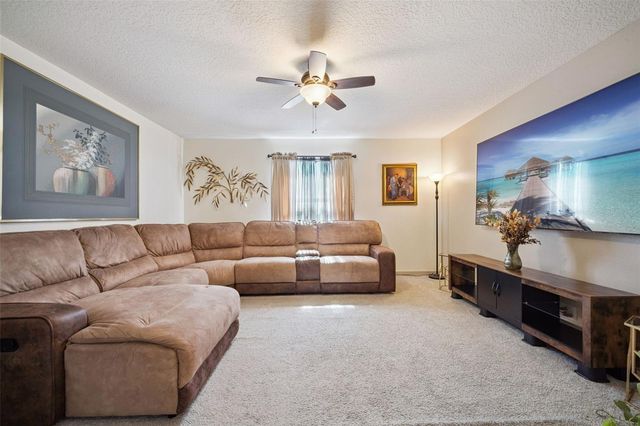 8734 HINSDALE HEIGHTS DRIVE, Polk City, FL 33868