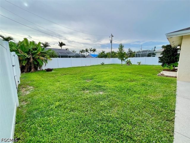 2314 SE 18th PL, Cape Coral, FL 33990