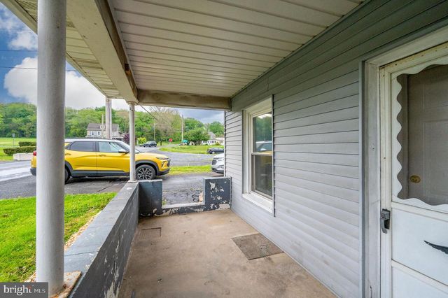 467 HILL RD, Robesonia, PA 19551