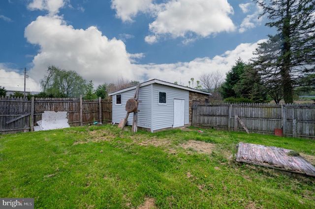 467 HILL RD, Robesonia, PA 19551
