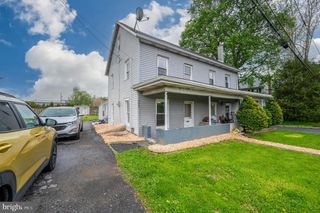 467 HILL RD, Robesonia, PA 19551