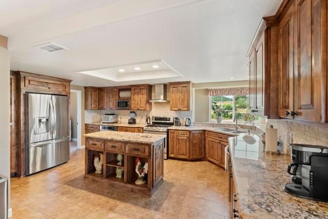 13658 Sage Mountain Lane, Jamul, CA 91935