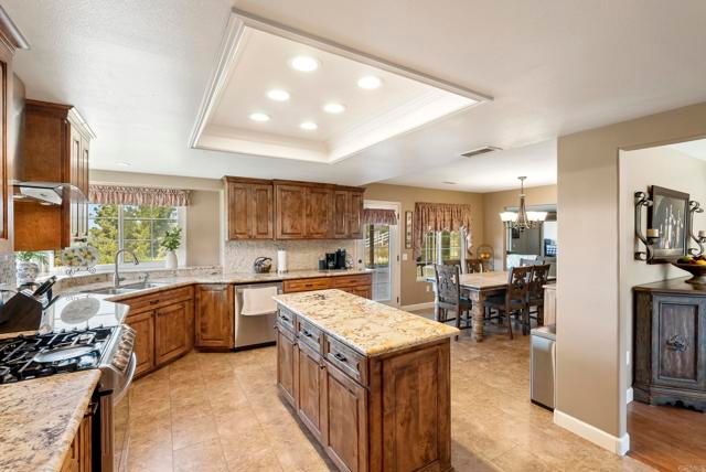 13658 Sage Mountain Lane, Jamul, CA 91935