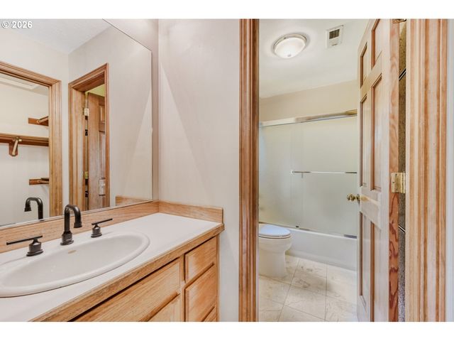 3162 Ne JACKSON ROAD Loop, Hillsboro, OR 97124