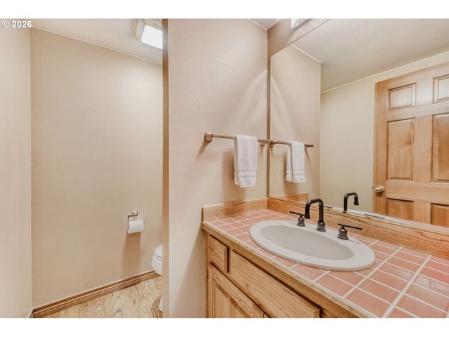 3162 Ne JACKSON ROAD Loop, Hillsboro, OR 97124