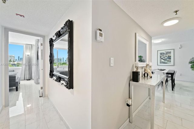 17890 W Dixie Highway 603, North Miami Beach, FL 33160