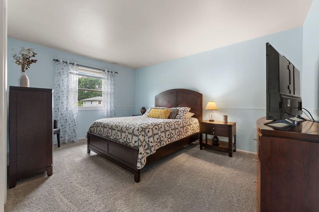 618 Dogwood Drive, Michigan City, IN 46360