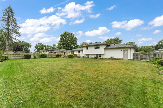 618 Dogwood Drive, Michigan City, IN 46360