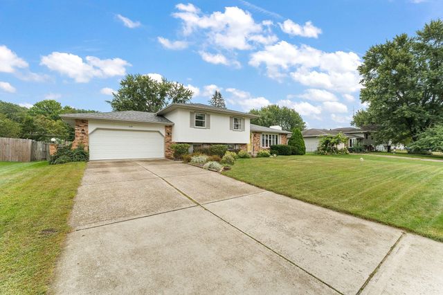 618 Dogwood Drive, Michigan City, IN 46360
