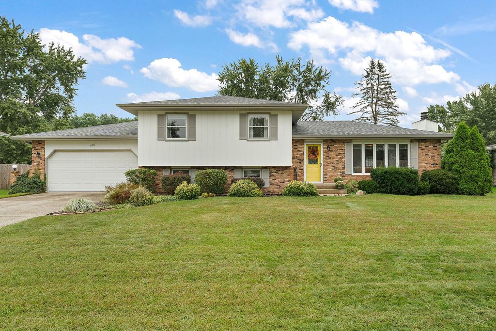 618 Dogwood Drive, Michigan City, IN 46360