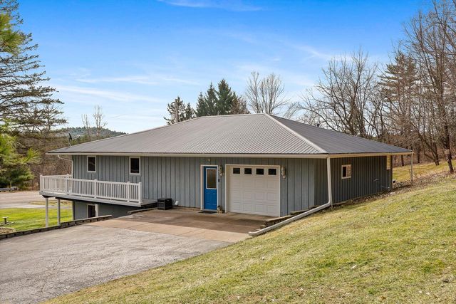 5323 State Highway 27, Sparta, WI 54656