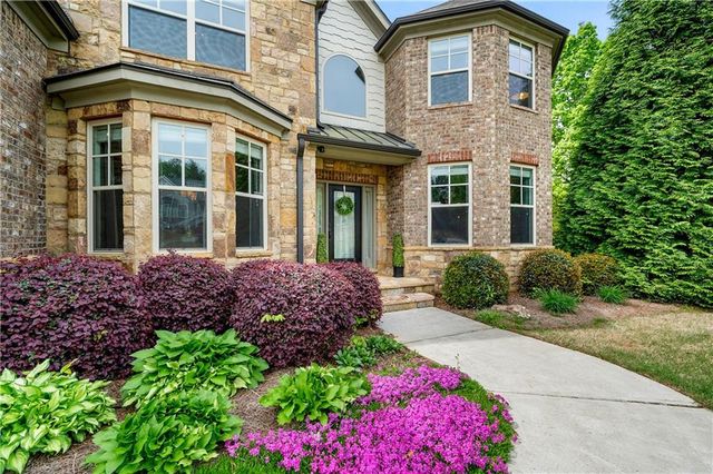 5175 Stefan Ridge Way, Buford, GA 30519