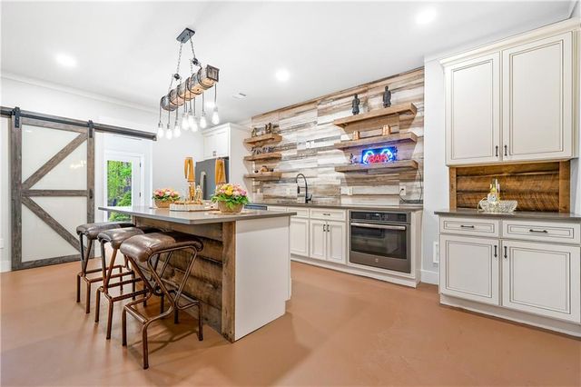5175 Stefan Ridge Way, Buford, GA 30519