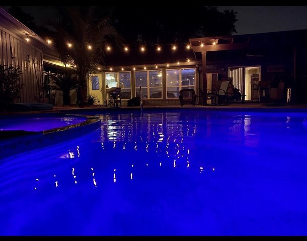 4118 Long Grove Drive, Seabrook, TX 77586