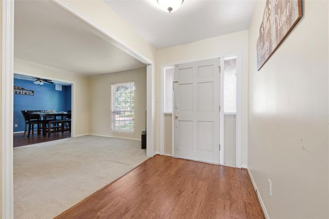 4118 Long Grove Drive, Seabrook, TX 77586