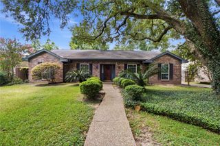 4118 Long Grove Drive, Seabrook, TX 77586