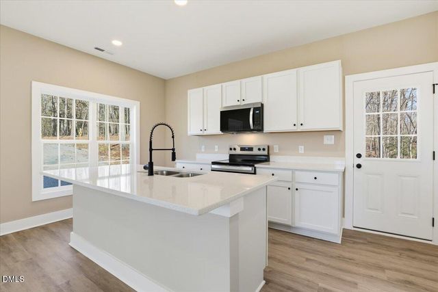 131 Dauphine Street, Fuquay Varina, NC 27526