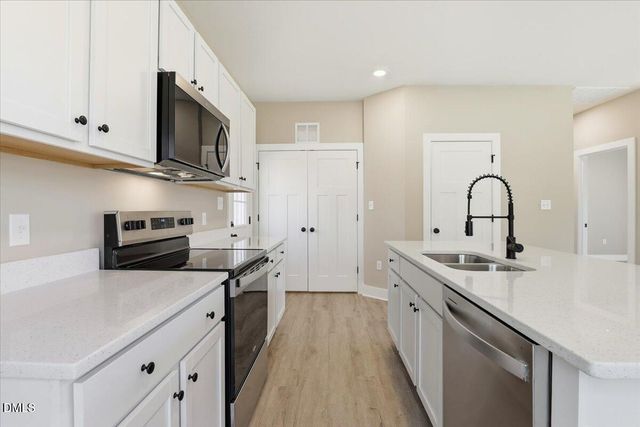 131 Dauphine Street, Fuquay Varina, NC 27526