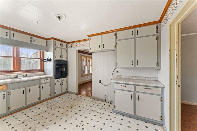 5825 Vaughn Road, Canton, GA 30115