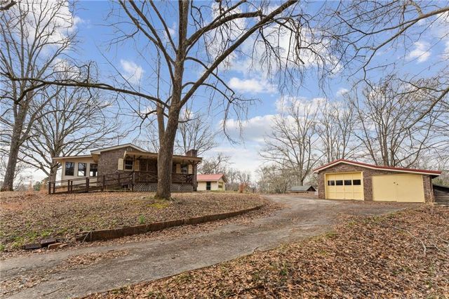 5825 Vaughn Road, Canton, GA 30115