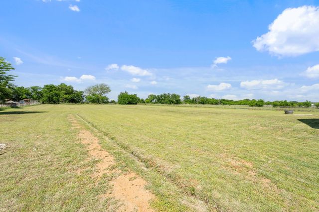 1630 County Road 262, Stephenville, TX 76401