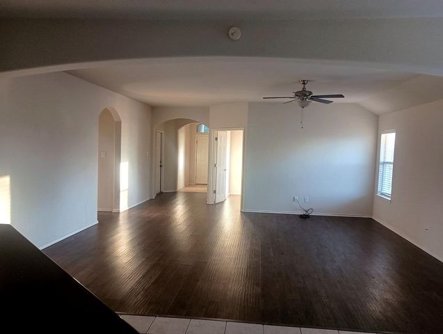 117 Antelope Plains RD, Buda, TX 78610