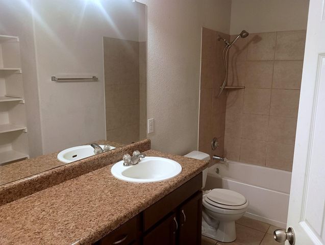 117 Antelope Plains RD, Buda, TX 78610