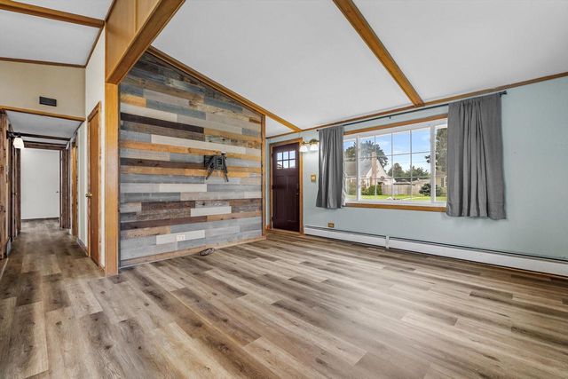 524 Orchard STREET, Burlington, WI 53105