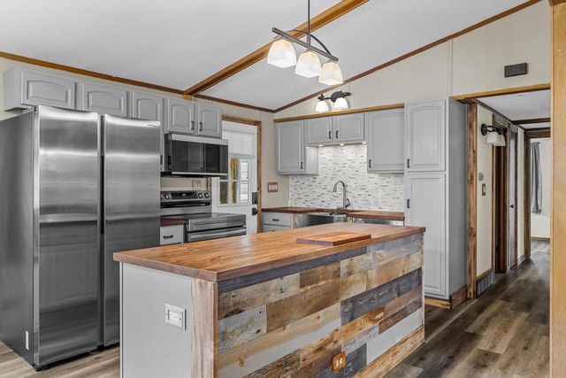 524 Orchard STREET, Burlington, WI 53105