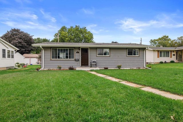 524 Orchard STREET, Burlington, WI 53105