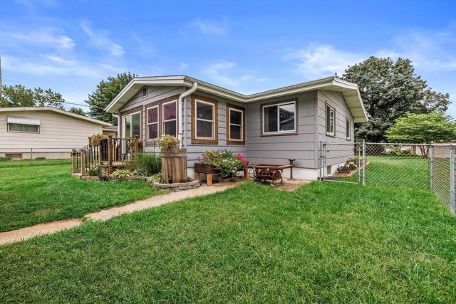 524 Orchard STREET, Burlington, WI 53105