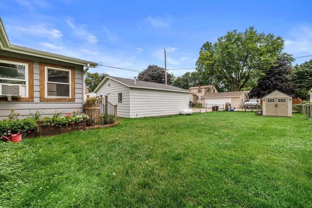 524 Orchard STREET, Burlington, WI 53105