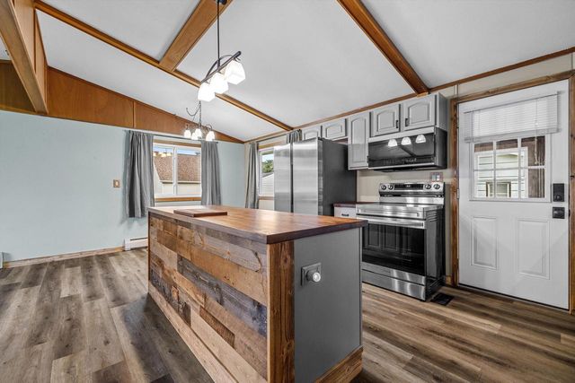 524 Orchard STREET, Burlington, WI 53105