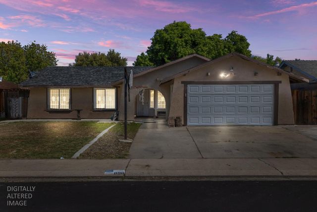 808 Cadillac Dr, Modesto, CA 95351